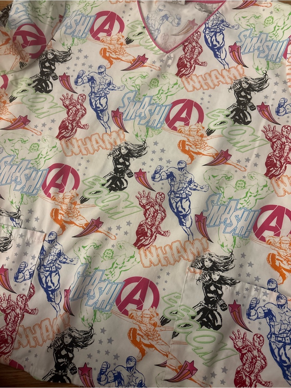 Marvel Avengers Assemble White Multicolor Scrub Top Size Large - Picture 9 of 9